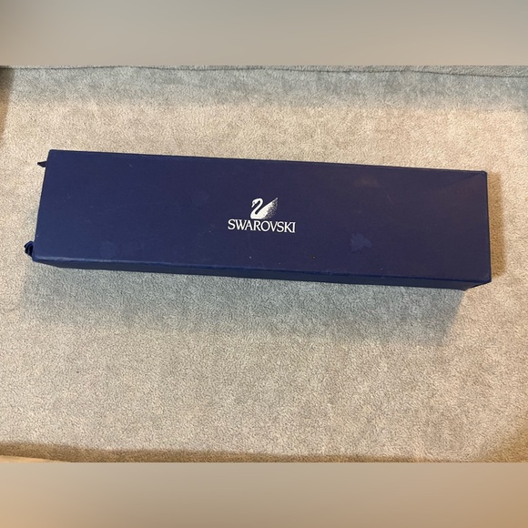 Swarovski Silver Mesh Bracelet with Crystal Details - Picture 12 of 16